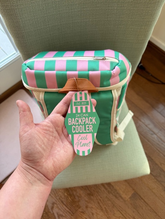 STANLEY 40oz Tumbler & ‘Cool Planet’ Cooler Backpack in Pink & Green - NWT - Picture 8 of 13
